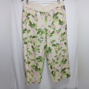 J.Jill 100% Tropical  Linen Floral Capris. Size M Petite